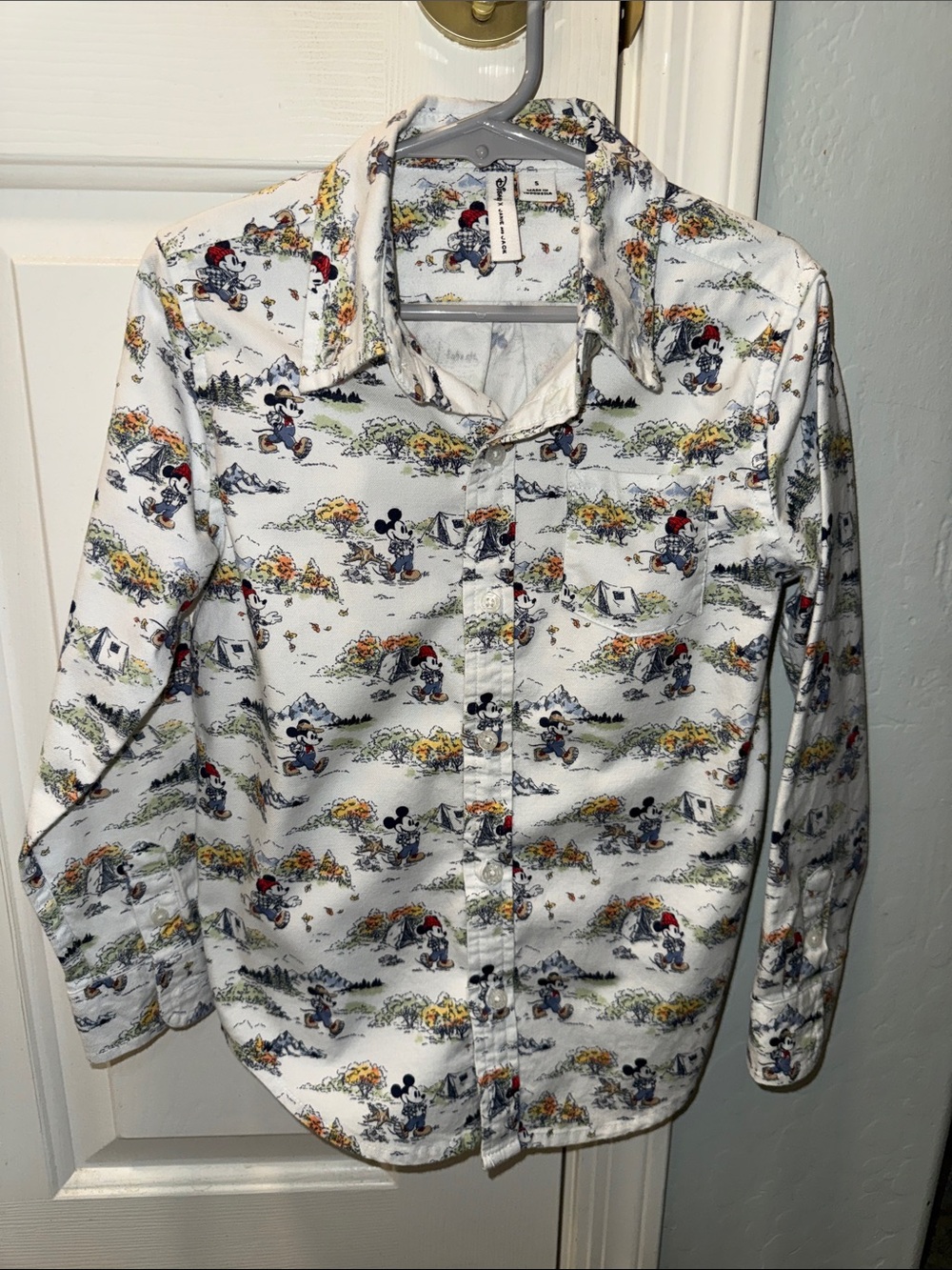 Janie & Jack x Disney Mickey Mouse White Multi-Color Camping Print Shirt.  Boy 5